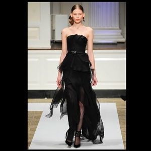 Oscar de la Renta Pre-Fall 2012 Collection Silk Gown